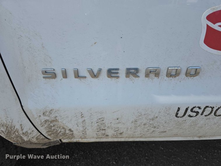 image for item DT6978 2016 Chevrolet Silverado 1500 pickup truck