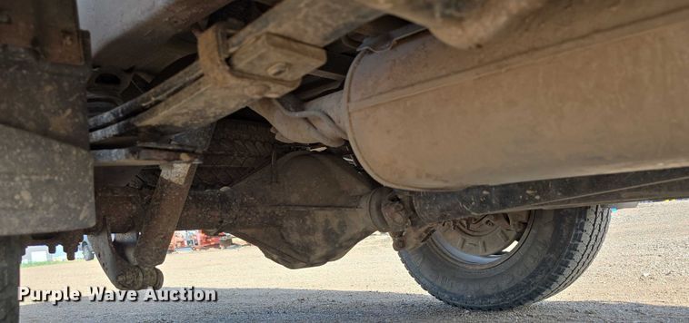 image for item DT6978 2016 Chevrolet Silverado 1500 pickup truck