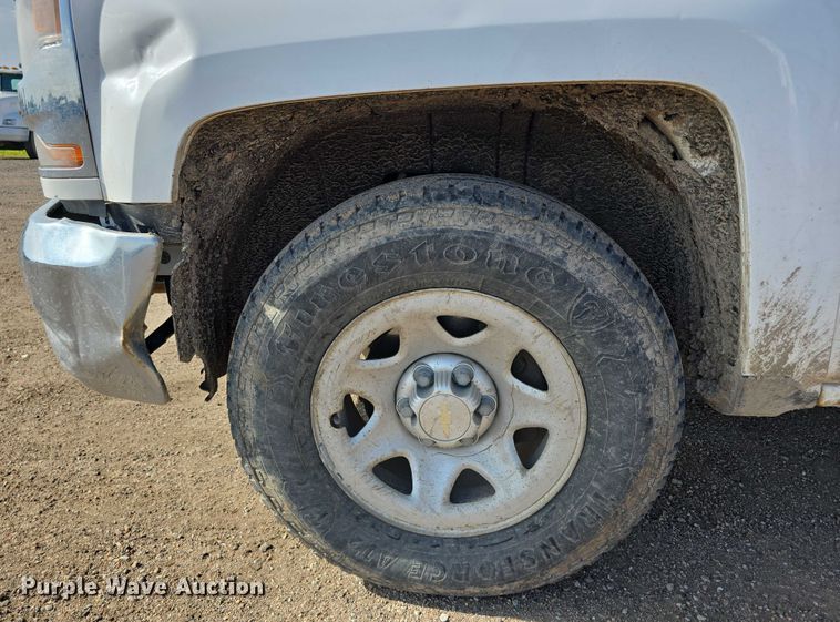 image for item DT6978 2016 Chevrolet Silverado 1500 pickup truck