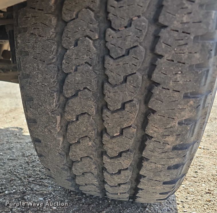 image for item DT6978 2016 Chevrolet Silverado 1500 pickup truck