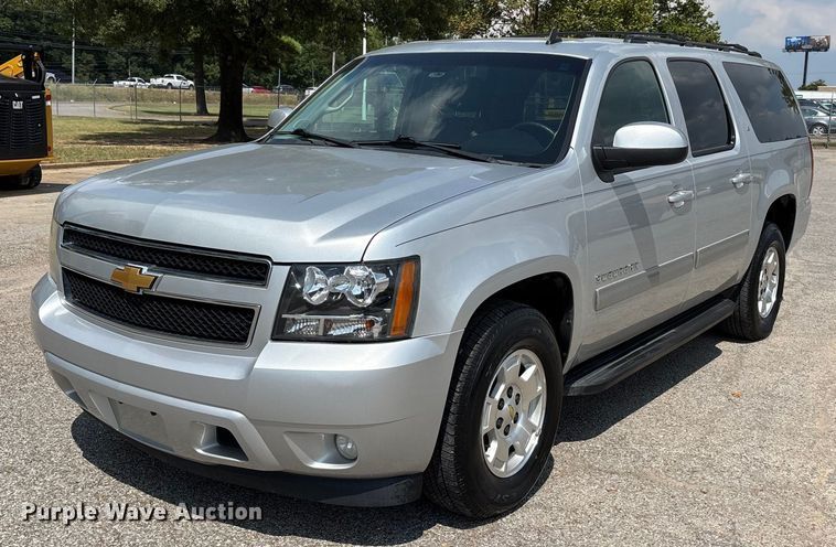 2014 Chevrolet Suburban-1