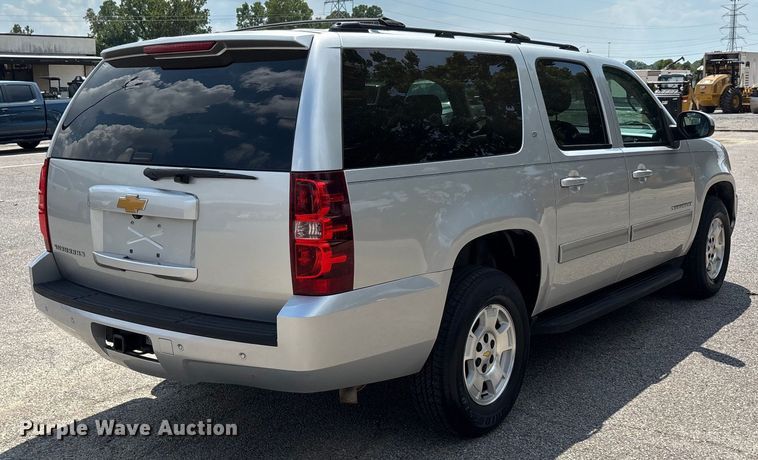 image for item DU1260 2014 Chevrolet Suburban SUV