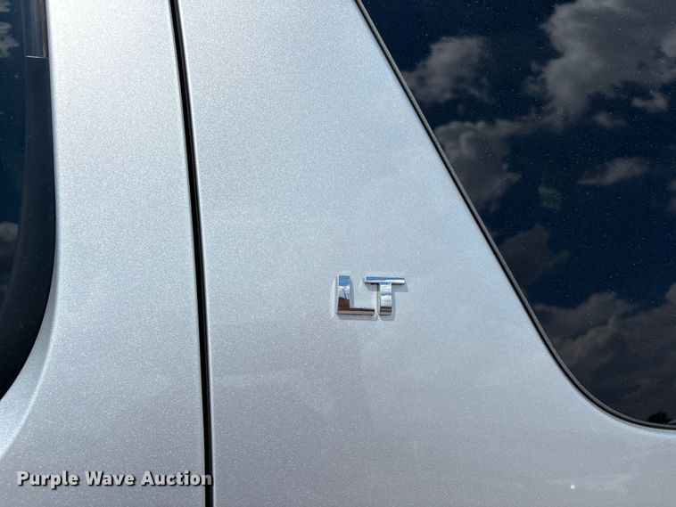 image for item DU1260 2014 Chevrolet Suburban SUV