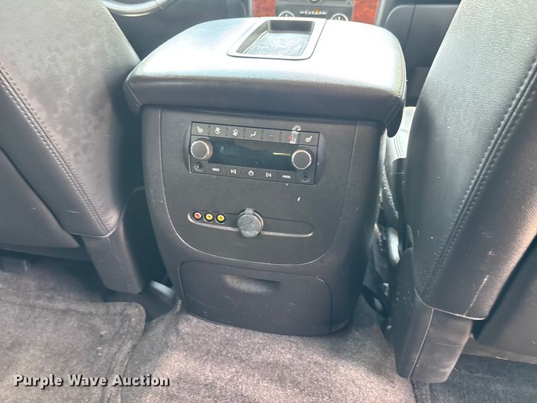 image for item DU1260 2014 Chevrolet Suburban SUV