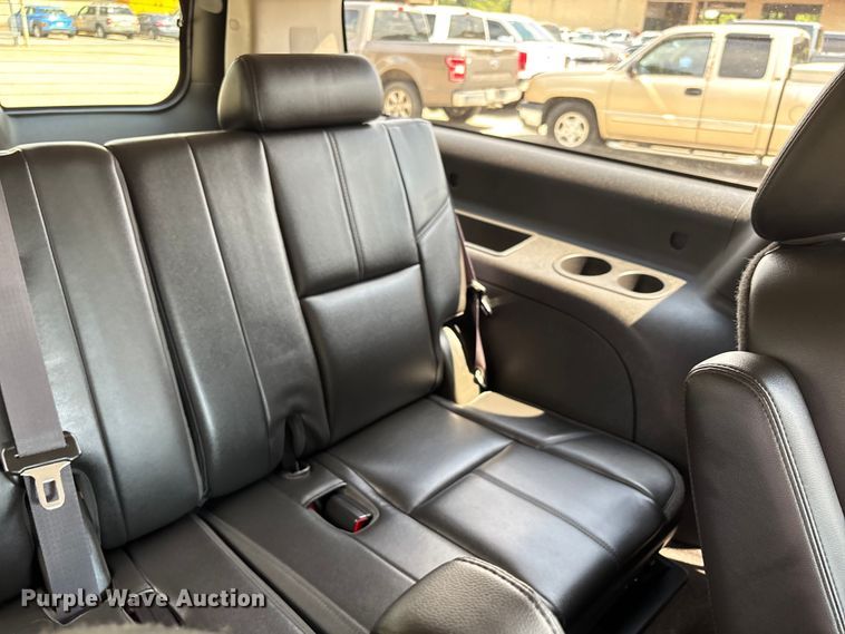 image for item DU1260 2014 Chevrolet Suburban SUV