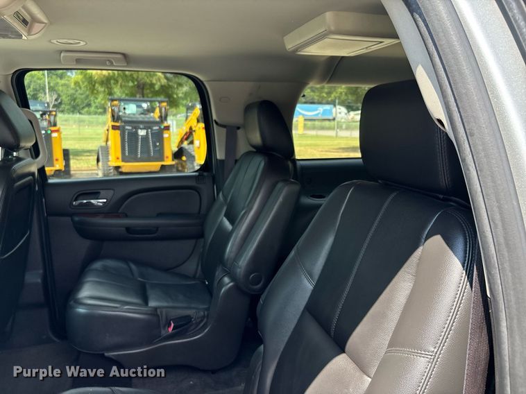 image for item DU1260 2014 Chevrolet Suburban SUV