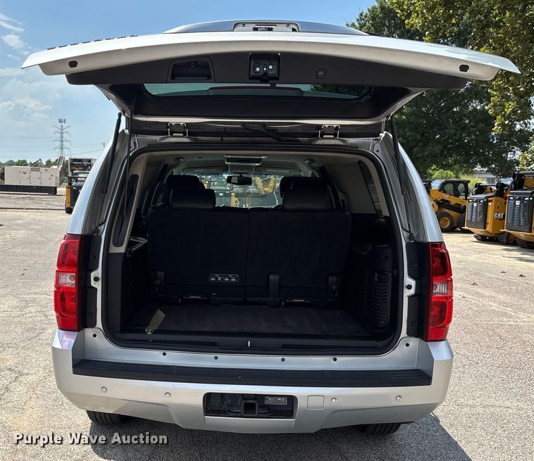 image for item DU1260 2014 Chevrolet Suburban SUV