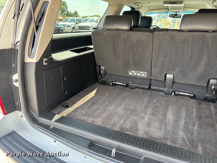 image for item DU1260 2014 Chevrolet Suburban SUV