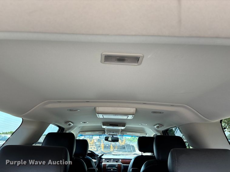 image for item DU1260 2014 Chevrolet Suburban SUV