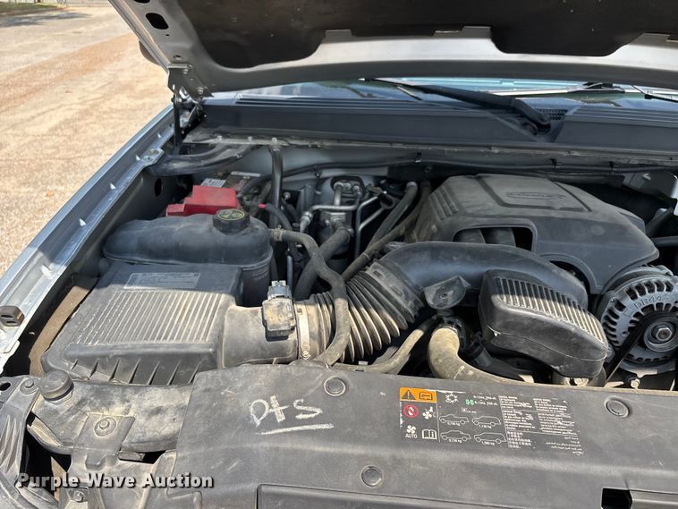 image for item DU1260 2014 Chevrolet Suburban SUV