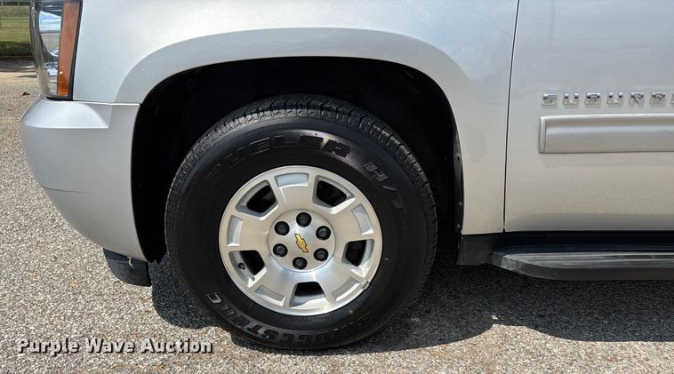 image for item DU1260 2014 Chevrolet Suburban SUV
