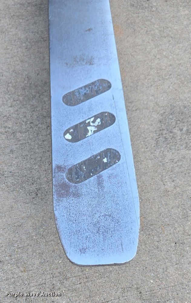 image for item DU2506 2012 Crown RD5725-30 reach truck