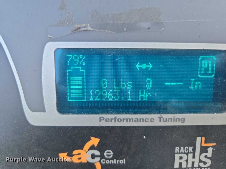 image for item DU2506 2012 Crown RD5725-30 reach truck