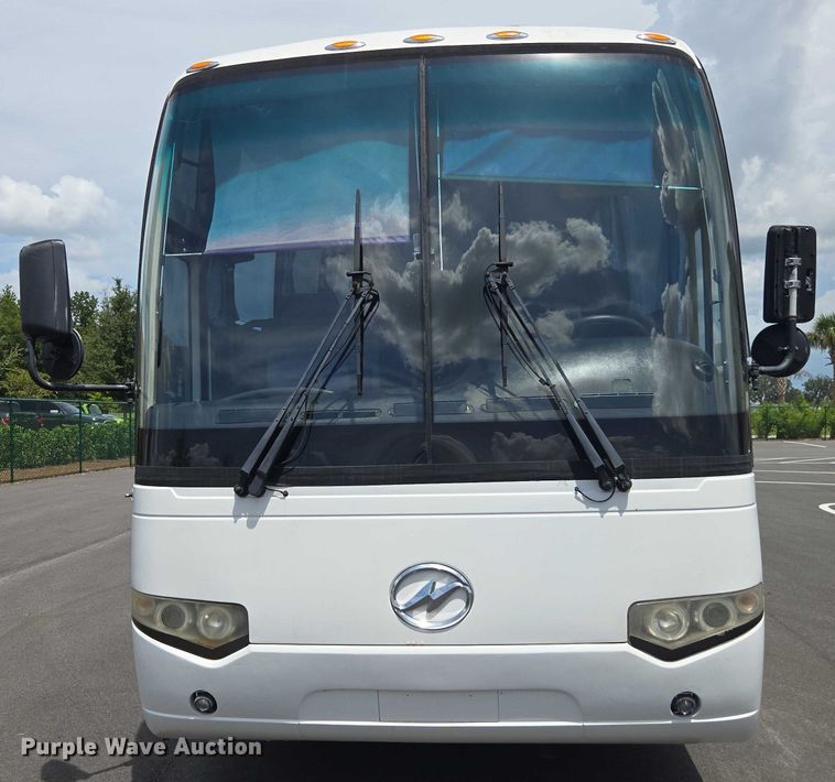 image for item DU7957 2009 Sunliner Coach coach bus