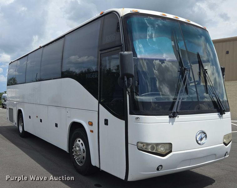 image for item DU7957 2009 Sunliner Coach coach bus