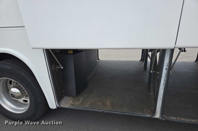 image for item DU7957 2009 Sunliner Coach coach bus