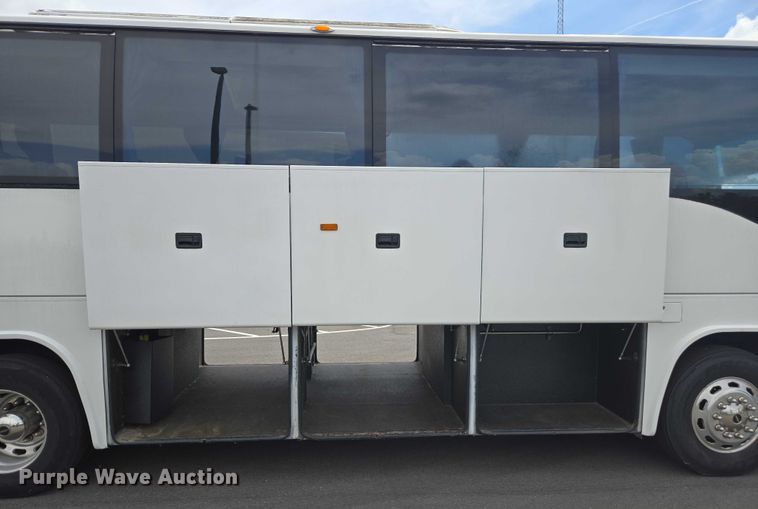 image for item DU7957 2009 Sunliner Coach coach bus