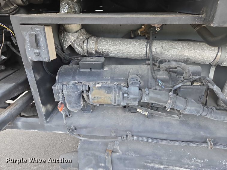 image for item DU7957 2009 Sunliner Coach coach bus