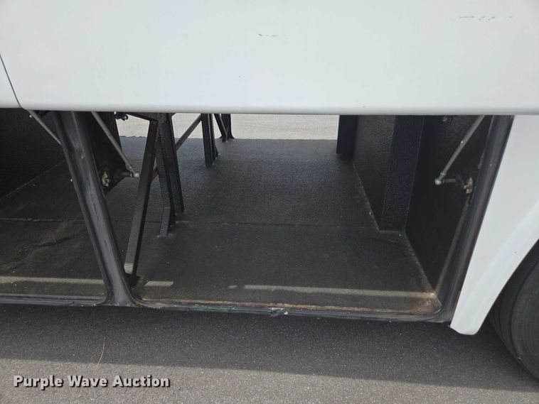 image for item DU7957 2009 Sunliner Coach coach bus