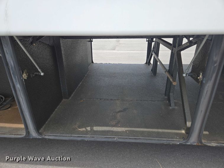 image for item DU7957 2009 Sunliner Coach coach bus