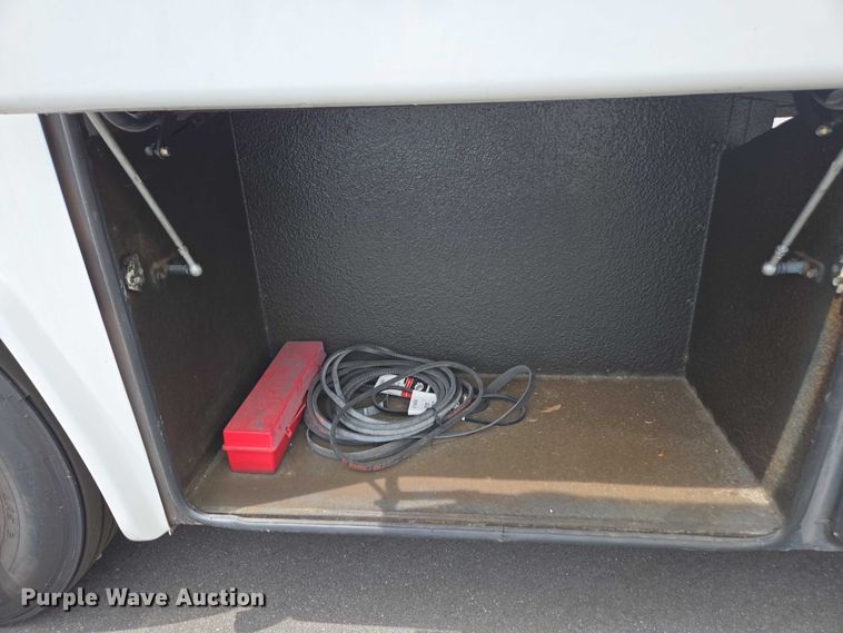 image for item DU7957 2009 Sunliner Coach coach bus