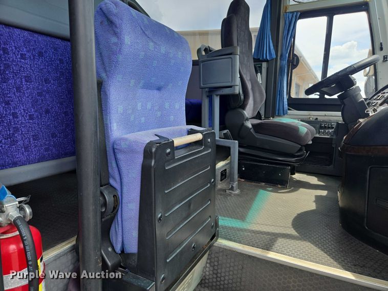 image for item DU7957 2009 Sunliner Coach coach bus