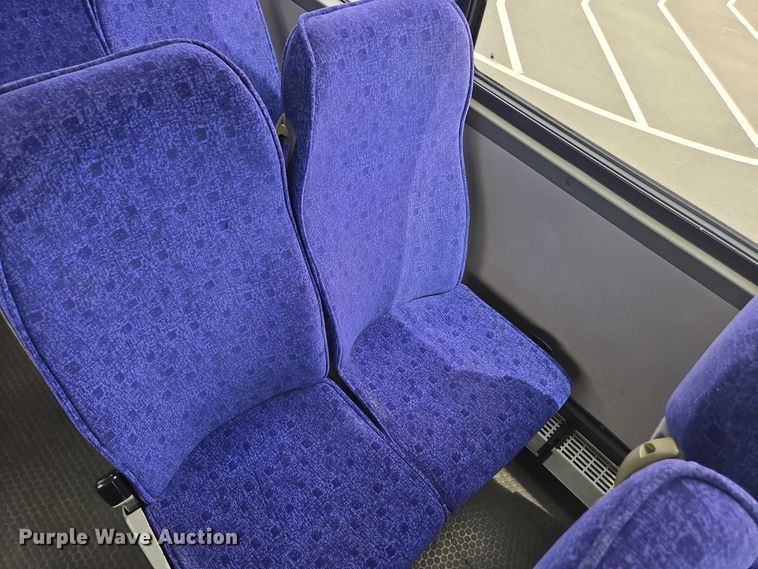 image for item DU7957 2009 Sunliner Coach coach bus