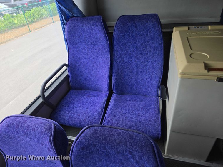 image for item DU7957 2009 Sunliner Coach coach bus