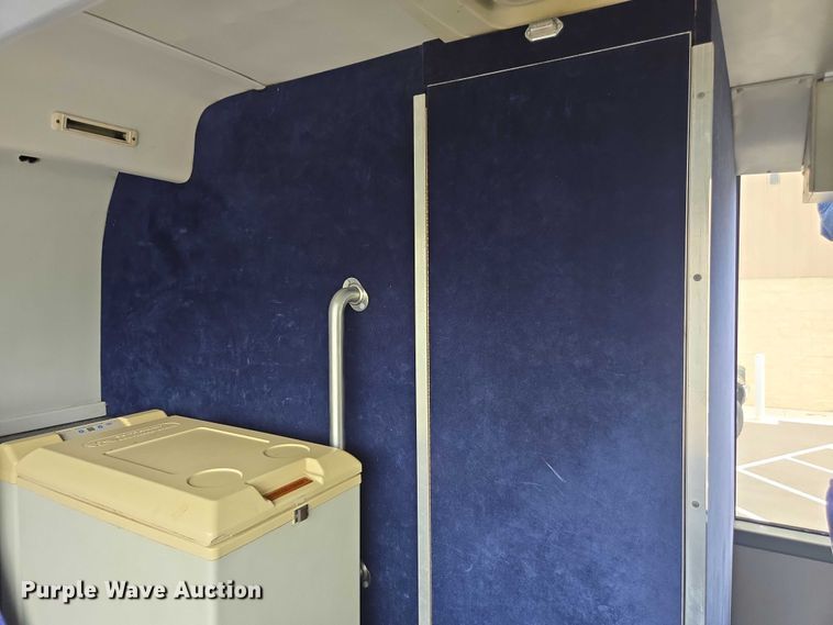 image for item DU7957 2009 Sunliner Coach coach bus