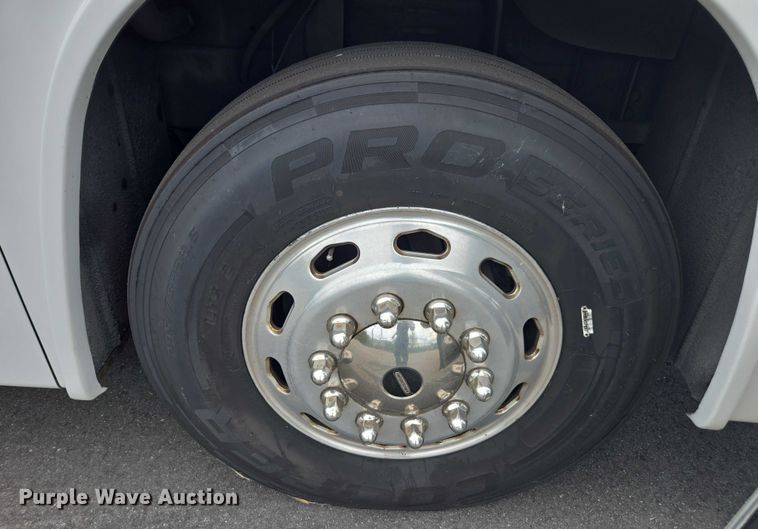 image for item DU7957 2009 Sunliner Coach coach bus