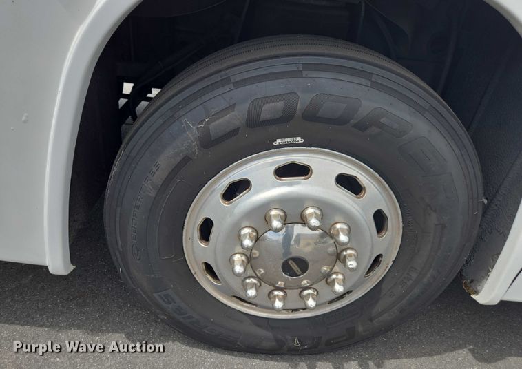 image for item DU7957 2009 Sunliner Coach coach bus