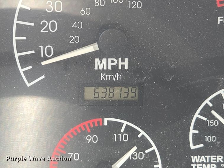 image for item DU7958 1999 Motor Coach Industries coach bus