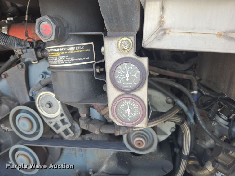 image for item DU7958 1999 Motor Coach Industries coach bus