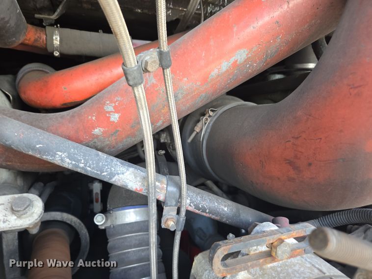 image for item DU7958 1999 Motor Coach Industries coach bus