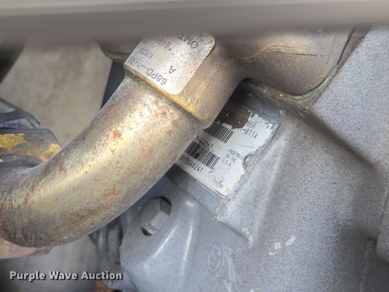 image for item DU7958 1999 Motor Coach Industries coach bus