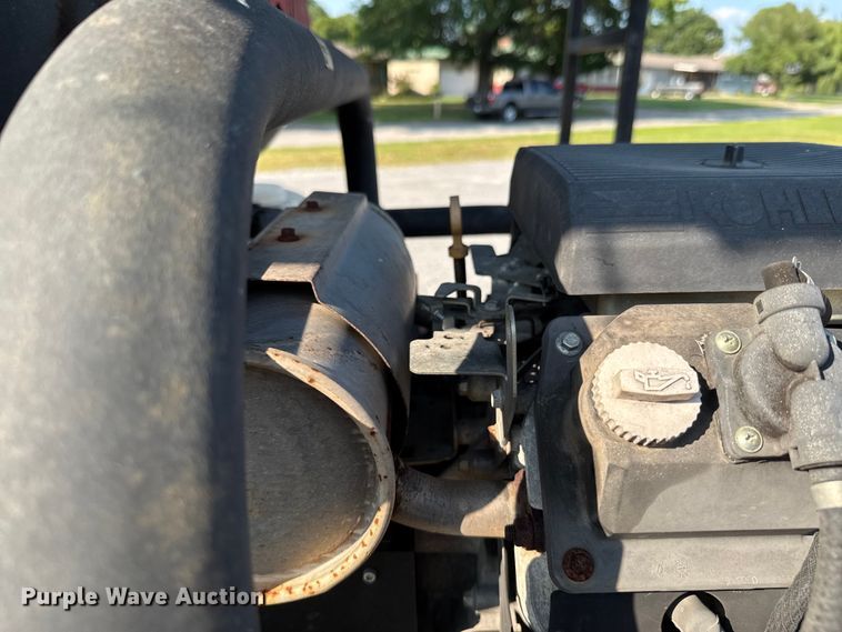 image for item DU9095 2000 Isuzu FRR pressure washer truck