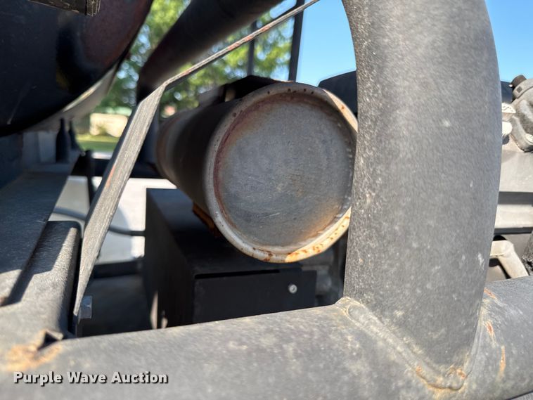 image for item DU9095 2000 Isuzu FRR pressure washer truck