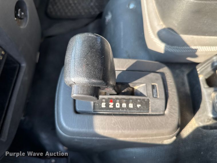 image for item DU9095 2000 Isuzu FRR pressure washer truck