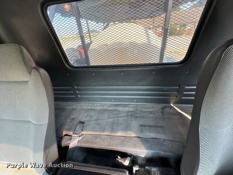 image for item DU9095 2000 Isuzu FRR pressure washer truck