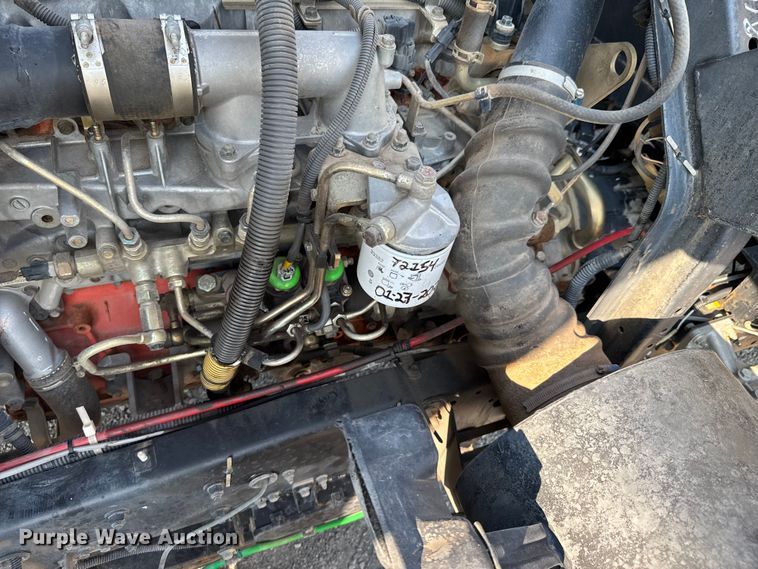 image for item DU9095 2000 Isuzu FRR pressure washer truck