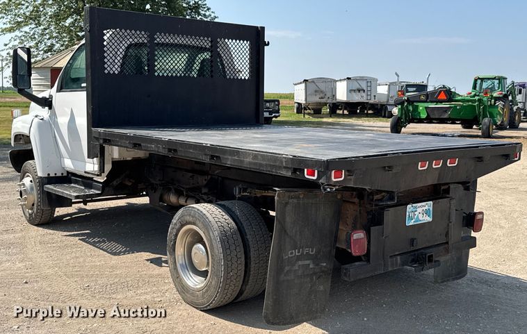 image for item DU9323 2009 Chevrolet C5500 dump flatbed truck