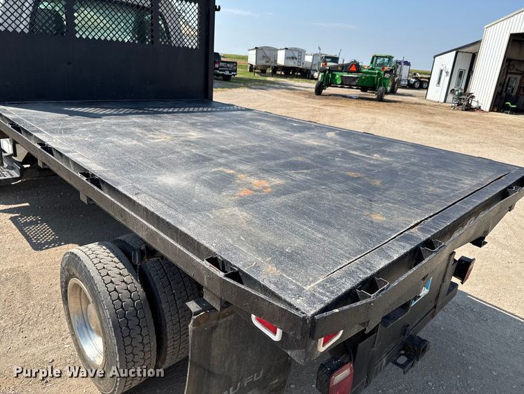 image for item DU9323 2009 Chevrolet C5500 dump flatbed truck