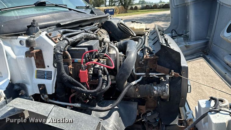 image for item DU9323 2009 Chevrolet C5500 dump flatbed truck