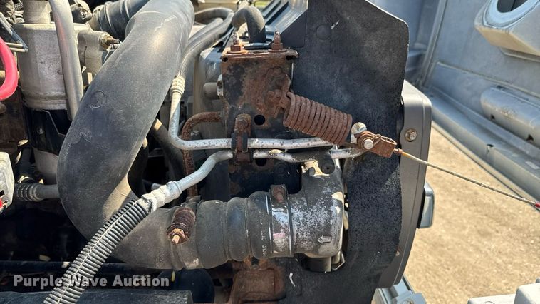 image for item DU9323 2009 Chevrolet C5500 dump flatbed truck