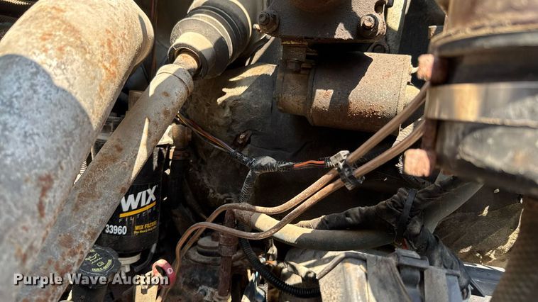 image for item DU9323 2009 Chevrolet C5500 dump flatbed truck