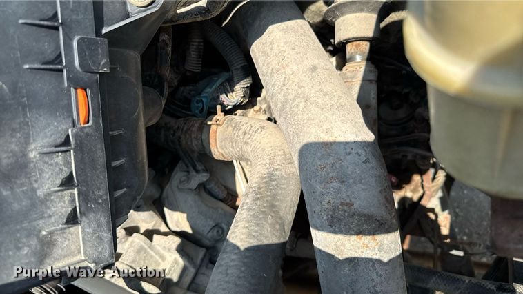 image for item DU9323 2009 Chevrolet C5500 dump flatbed truck