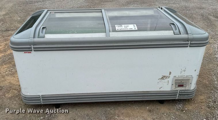 image for item DV2693 (2) AHT LE128 A comercial freezers