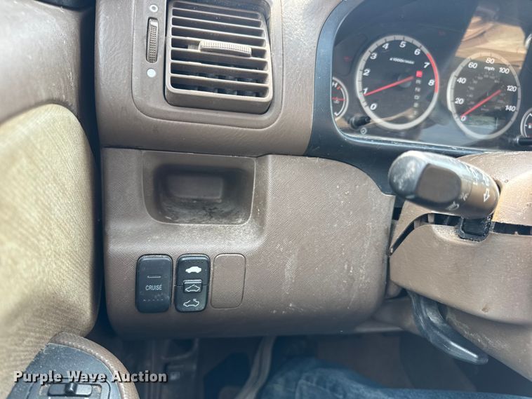 image for item DW3437 2002 Honda CR-V SUV