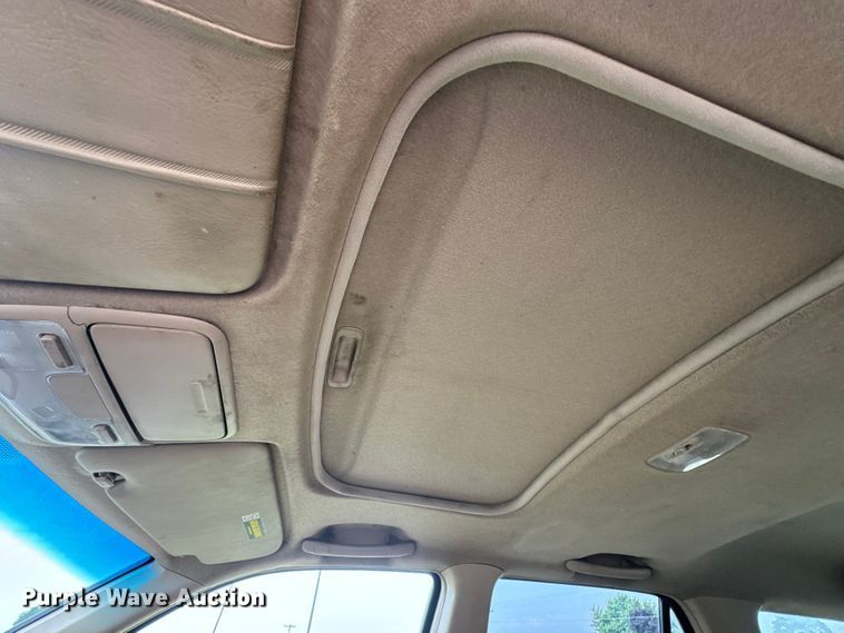 image for item DW3437 2002 Honda CR-V SUV