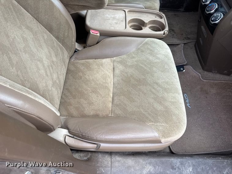 image for item DW3437 2002 Honda CR-V SUV